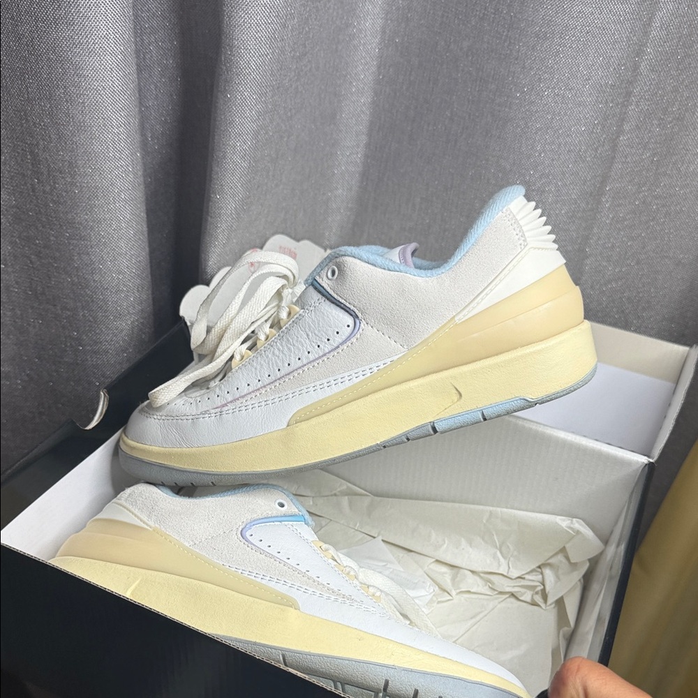 Jordan Women's Sneakers in White and Light Blue